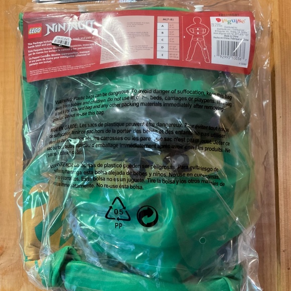 Lego Ninjago Lloyd Green Costume - Picture 3 of 5